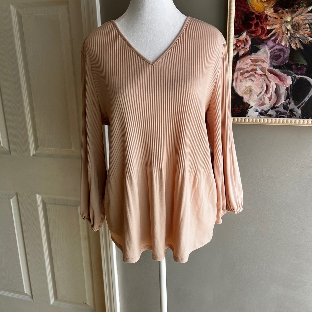 Adrianna Papell Champagne Flowy Blouse NWT Elegant Casual Feminine Minimalist